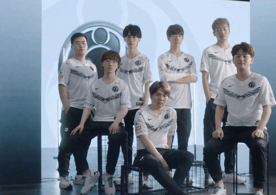 不仅是对他 不仅是对他