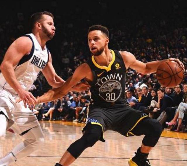 的配合默契 的配合默契