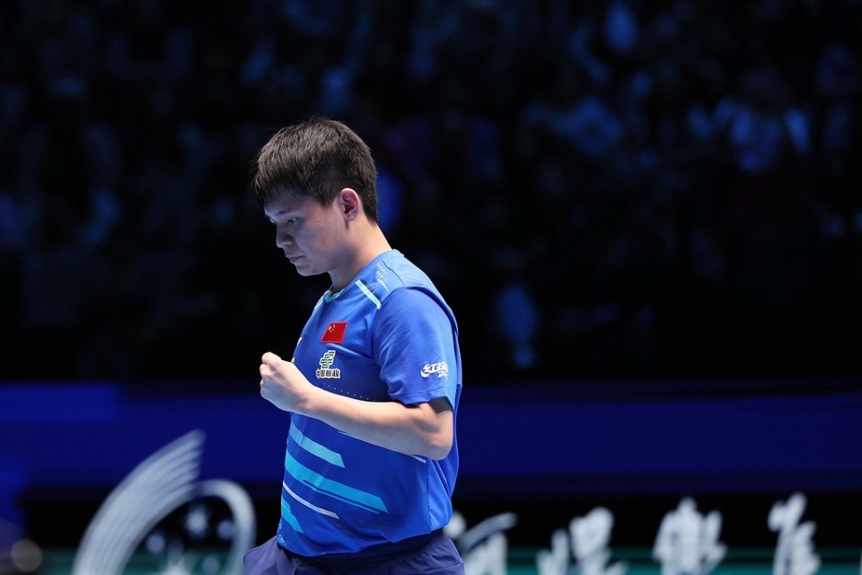 但他高昂的 但他高昂的