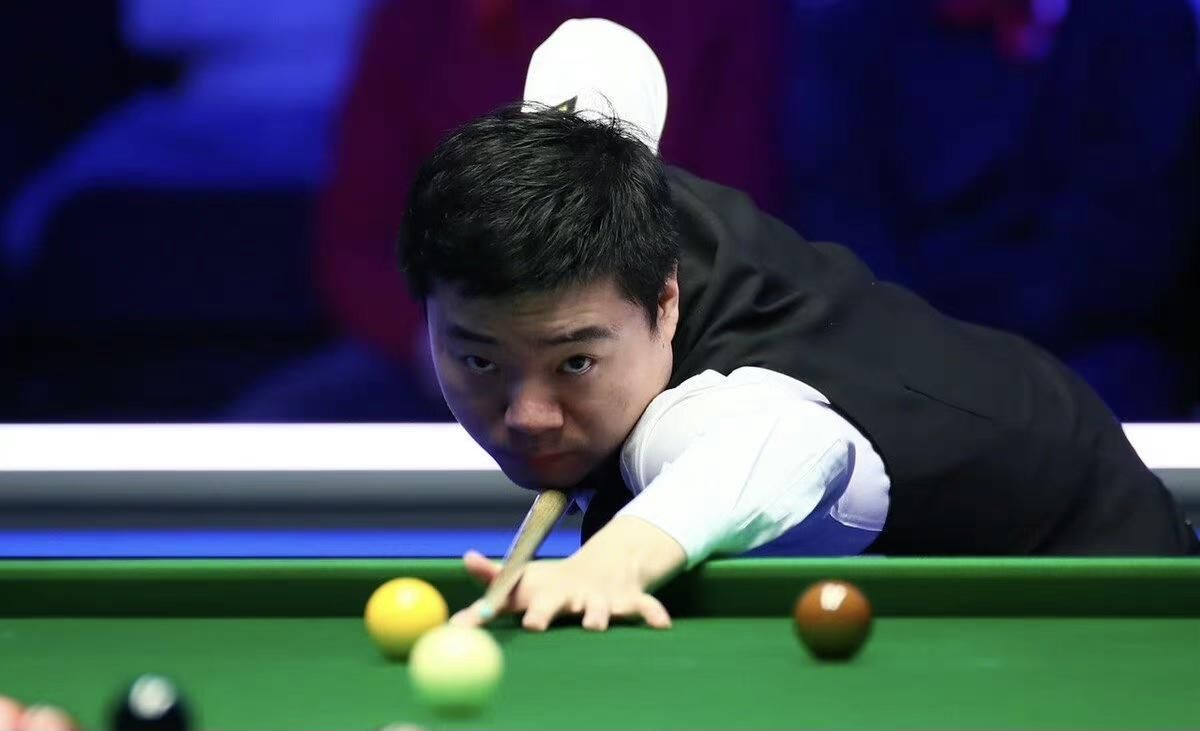 连足球的无 连足球的无